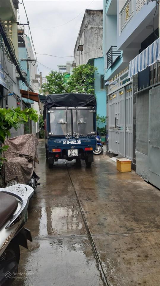 Bán nhà hẻm 4m hậu giang, 2 lầu sân thượng, nhỉnh 5 tỷ