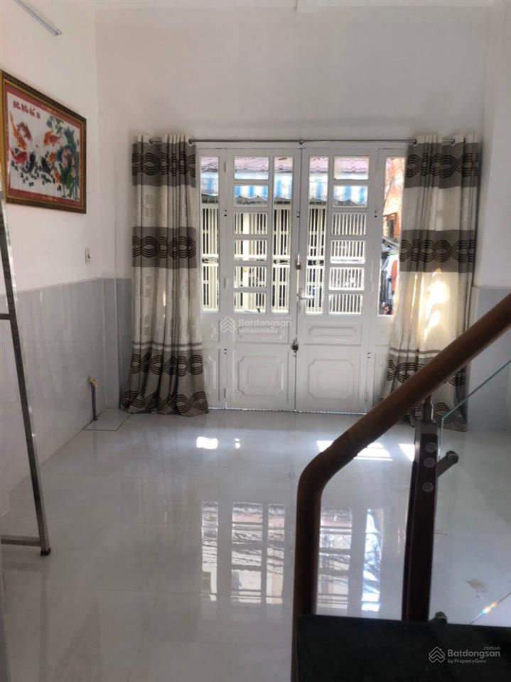 Bán nhà hẻm 3.5m hậu giang, 24m2, 1 trệt 1 lầu!
