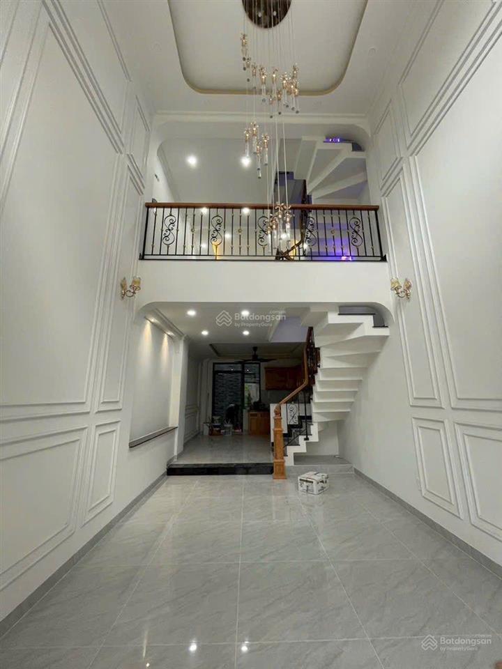 Bán nhà mới 100%. p.hiệp bình chánh  ngay chợ hiệp bình và trục phạm văn đồng & quốc lộ 13