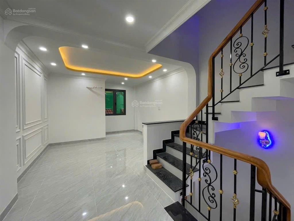 Bán nhà mới 100%. p.hiệp bình chánh  ngay chợ hiệp bình và trục phạm văn đồng & quốc lộ 13