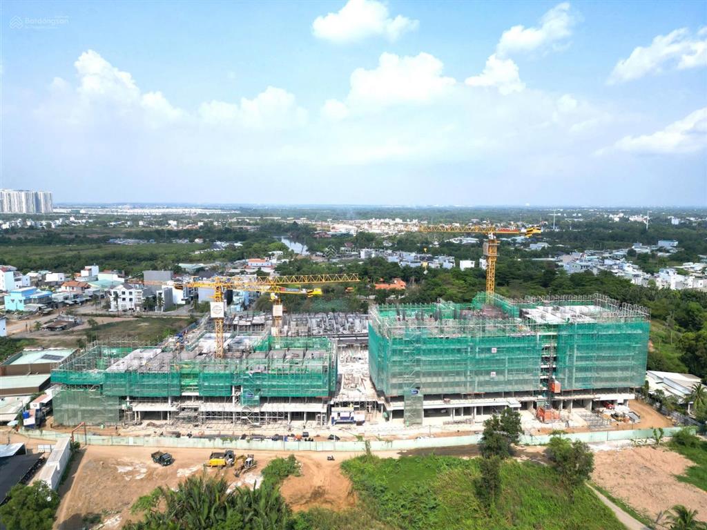 Bán căn hộ elysian, 5,4 tỷ, 82m2, 2pn, 2wc ban công dài, được tặng ô đậu xe định danh
