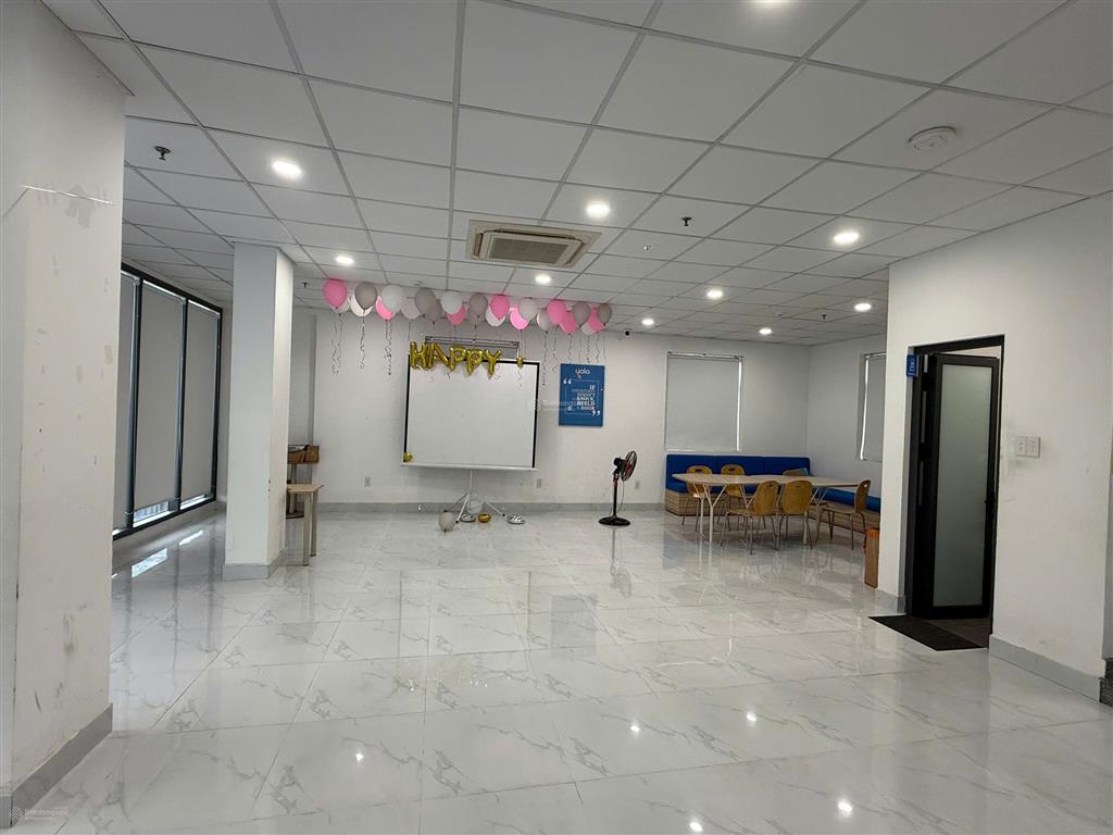 Chính chủ cho thuê sàn lầu 4 toà nhà 299b mặt tiền đường đỗ xuân hợp