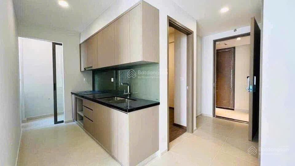 Bán căn 2pn westgate có sổ giá 2450, full nội thất giá 2590 nội khu