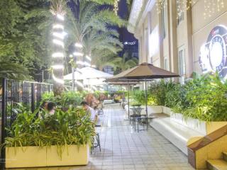 Cần cho thuê căn hộ 1 phòng ngủ saigon pavillon  q. 3 đầy đủ nội thất