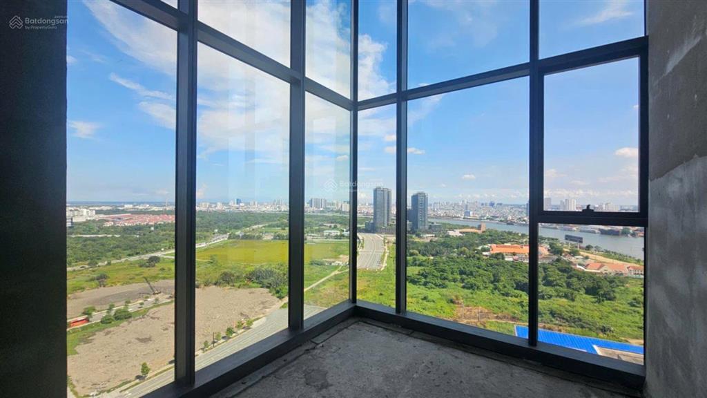 Bán penthouse view quận 1 opera residences bàn giao thô siêu hiếm