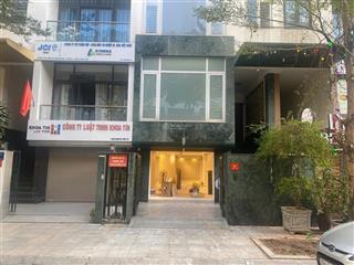 Chính chủ cho thuê tầng 2,3,4 nhà liền kề 27tt2 hd mon dt 120m2/tầng