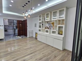 Bán căn duy nhất có 3 mặt thoáng toà n01 giá siêu rẻ   0888 822 ***