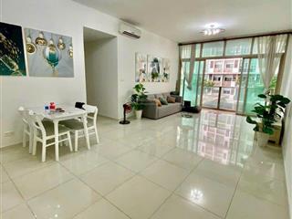 (hàng hiếm)  căn 3pn có ban công  158m2  view sân golf xanh mát