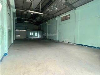 Cho thuê kho xửơng 300m2 giá 17 triệu, đường xe tải 10 tấn, tại vĩnh lộc a bc tphcm.