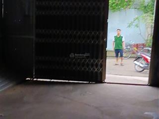 Cho thuê kho xưởng 5m dài 30m giá 10 triệu, xã bà điểm, hóc môn, đường xe tải 10 tấn