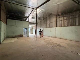 Cho thuê kho xưởng 180m2 giá 8 triệu, võ văn vân xã vl b vào, đường xe tải 5 tấn