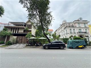 Chuyển nhượng lô đất biệt thự đơn lập 275,5m2 mặt tiền đường phạm thái bường, khu phố nam thiên 1