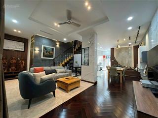 Hơn 40 tỷ sở hữu nhà đẹp full nội thất gần công viên, nhà liền kề khu mỹ thái 1  phú mỹ hưng