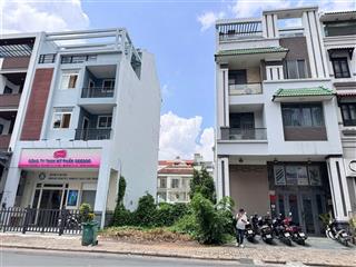 Nhà phố phú mỹ hưng mặt tiền đường phạm thái bường, giá tốt thích hợp mua làm tài sản lâu dài