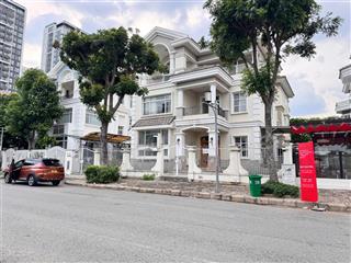Bán biệt thự đơn lập phú mỹ hưng đường số 19, đầu đường là căn hộ antonia, cuối đường là công viên