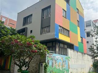 Chuyển nhượng biệt thự đơn lập 400m2 kdc him lam, quận 7. nhà cách hồ cảnh quan chỉ vài bước chân