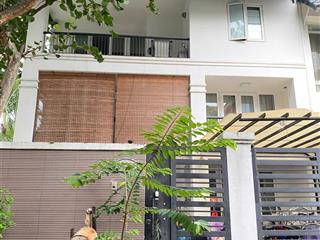 Bán biệt thự 242m2 kdc phú mỹ quận 7, sân vườn rộng rãi, mặt tiền đường nội khu yên tĩnh riêng tư