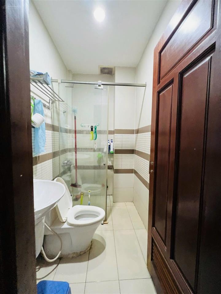 Chính chủ cần bán ngôi nhà gần xóm đạo phường bình trưng q2