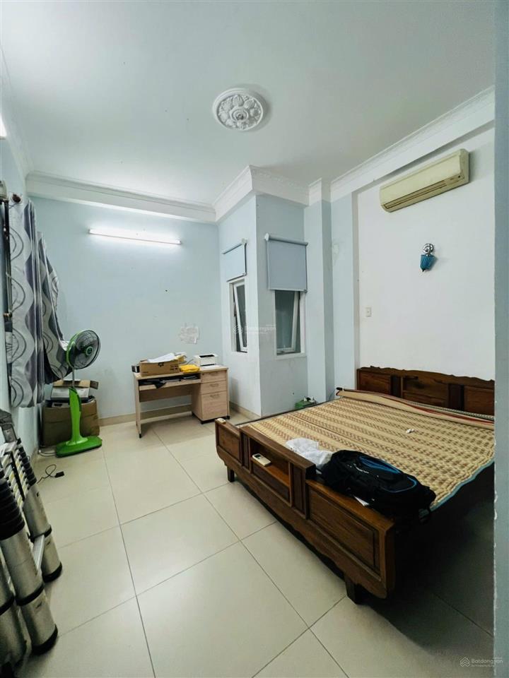 Chính chủ cần bán ngôi nhà gần xóm đạo phường bình trưng q2