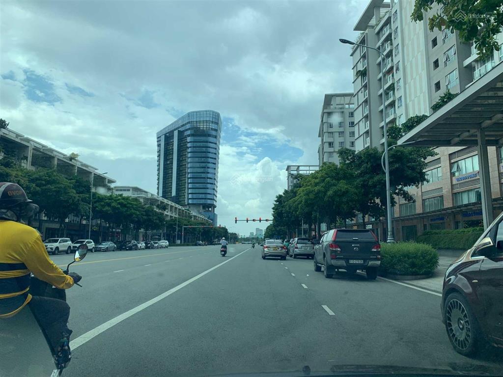 Giá cho thuê tốt nhất shophouse sala trục chính ngay nguyễn cơ thạch 5 tầng, diện tích sàn 700m2