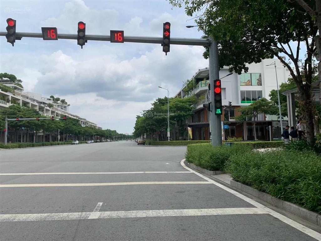 Cho thuê mặt bằng kinh doanh shophouse sarimi khu sala, dt 7x11.5, 1 trệt, 2 lầu. giá 95 triệu/th