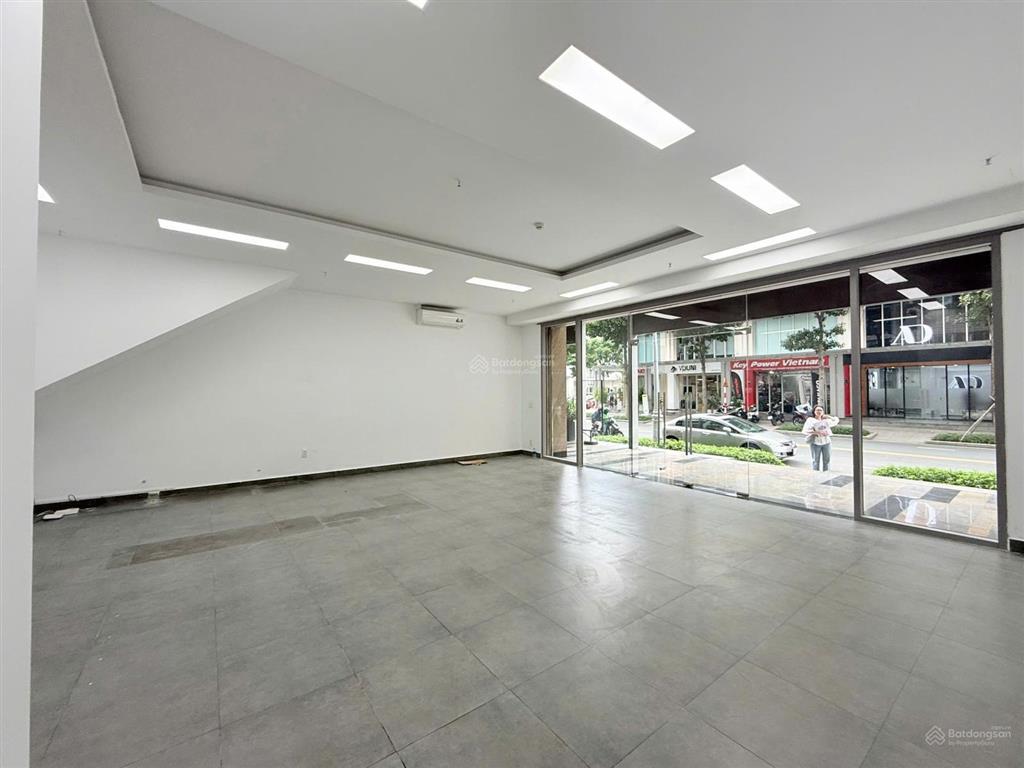 Cho thuê gấp mặt bằng trệt shophouse sala đại quang minh diện tích 90m2 giá 42 triệu/tháng