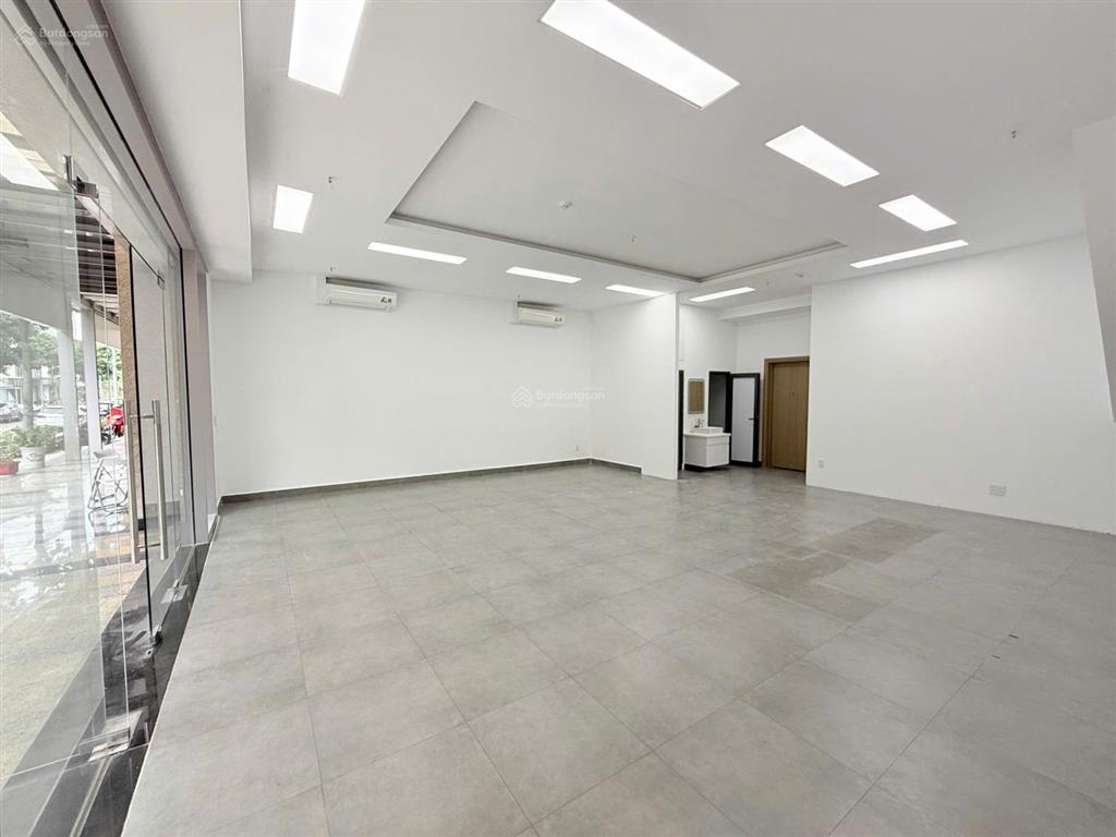 Cho thuê gấp mặt bằng trệt shophouse sala đại quang minh diện tích 90m2 giá 42 triệu/tháng