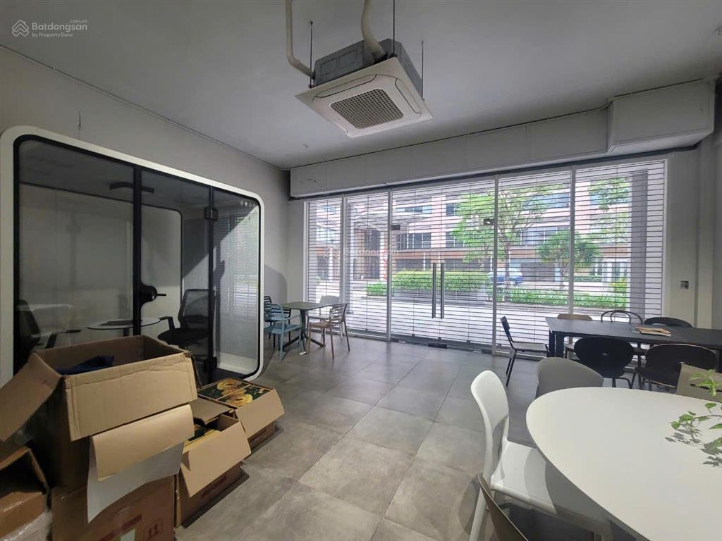 Giá thuê tốt nhất nguyên căn shophouse nguyễn cơ thạch sala 5 tầng, 700m2 giá thuê 185 triệu/tháng