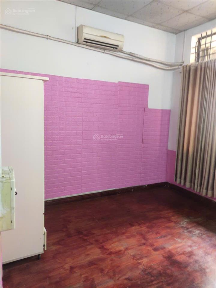 Nhà 1 sẹc quang trung, 4mx10m, lầu, 2pn, có nội thất, hẻm xe hơi, giá 8 triệu