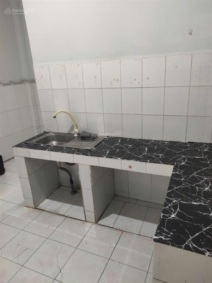 Nhà 1 sẹc quang trung, 4mx10m, lầu, 2pn, có nội thất, hẻm xe hơi, giá 8 triệu