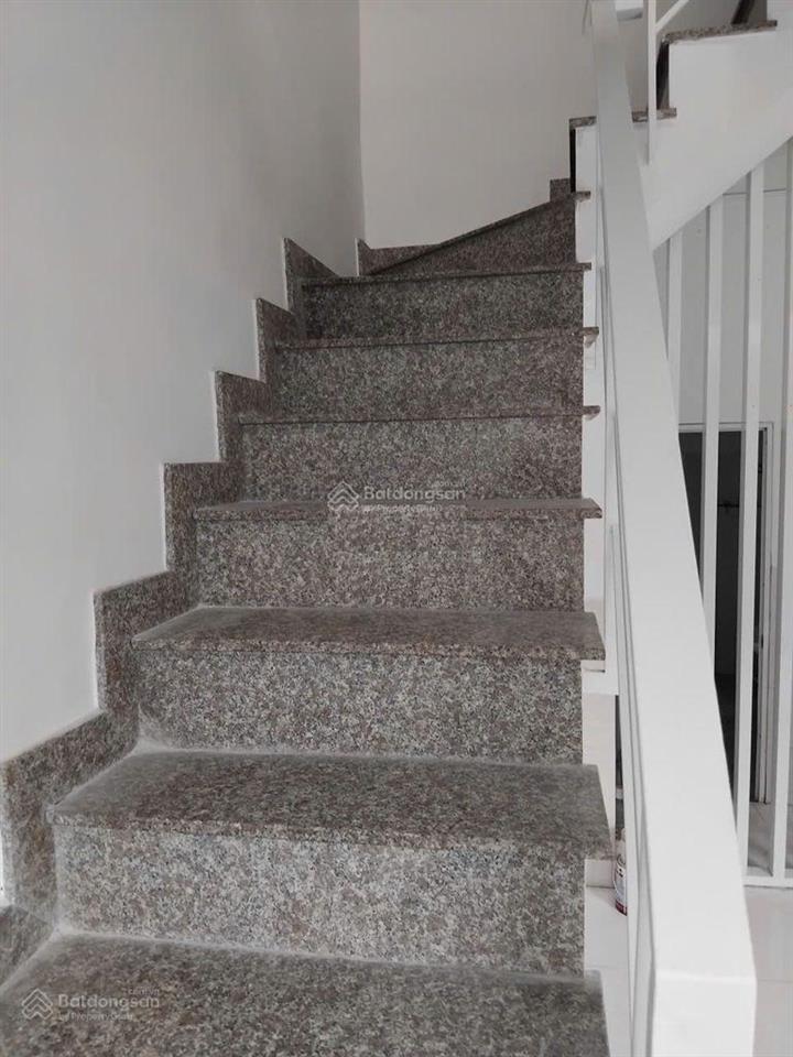 Nhà nguyễn văn nghi, 7mx8m, lầu, 2 phòng ngủ, 2 toilet, giá 7.5 triệu