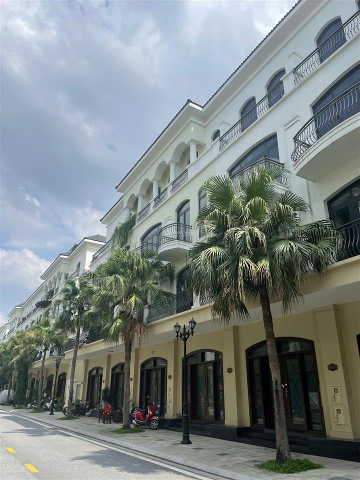 Vinhomes ocp2 chủ nhà muốn bán nhanh căn chà là, dt 63m2, giá chỉ 8,3 tỷ, vị trí đẹp