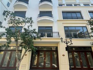 Vinhomes ocp2 chủ cần bán căn san hô 70m2, 5x14, giá 10,9 tỷ, có sổ đỏ, sát biển tạo sóng, vincom