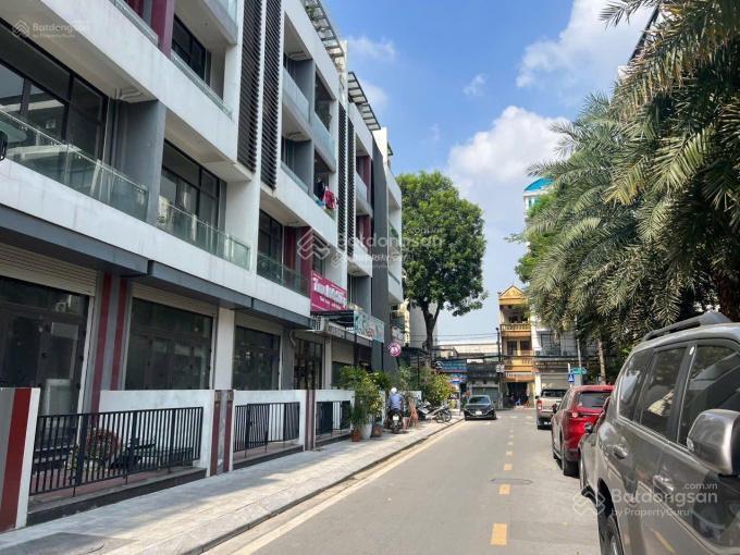 Chính chủ bán lô liền kề dự án bình minh garden 93 đức giang,  0981 649 ***