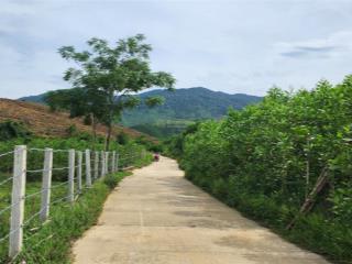 Bán lô đất vườn giáp suối. mặt tiền gần 90m. chỉ giáp suối và giáp đường, tại đồi chè đông giang