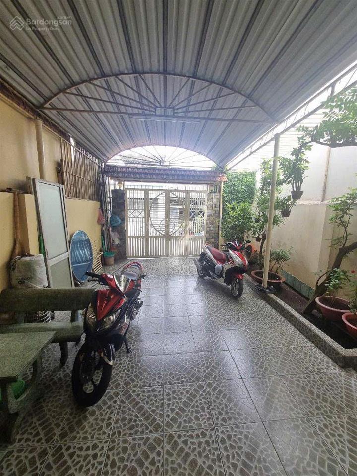 Mặt tiền kinh doanh đúc 4 tấm ngay nguyễn văn quá chỉ 6 tỷ/88m2