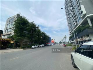 Góc 2 mt tòa nhà 5 tầng mt võ văn ngân, thủ đức. dt 450m2. hđt 390 triệu/tháng. giá 95 tỷ tl