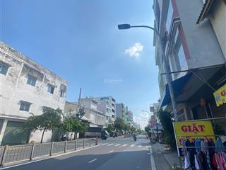 Mặt tiền nguyễn tuyển, bình trưng tây, q2. dt 8 x 28m (220m2). 3 tầng  28.5 tỷ. 0932 262 *** duy