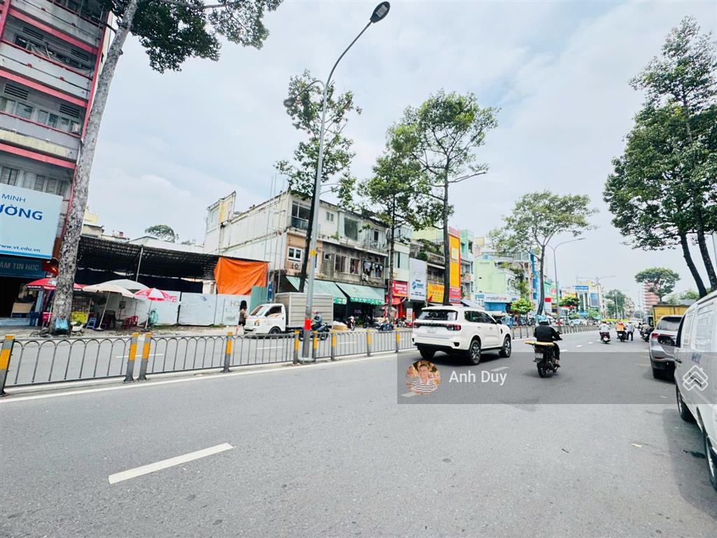 Ngộp bank, hạ giá góc 2 mặt tiền võ văn kiệt, q.8. dt 33 x 33m, nở hậu (1400m2). cao tầng. 155 tỷ