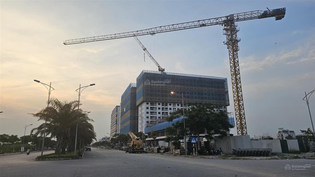 Chính chủ cần bán lô góc gần chung cư evergreen tràng duệ