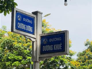 Hàng hiếm, mt chương dương 26,5 tỷ  100m2 , quý khách hàng đầu tư  em bình để biết thêm tt