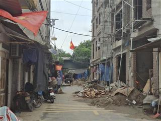 Bán đất tại nguyễn khoái, đất đẹp vuông vắn, 5 phút vào hoàn kiếm, khu phân lô ô tô tránh, 7.65 tỷ
