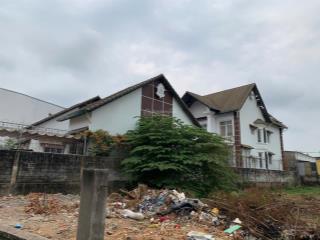 Bán đất xây biệt thự ngay vòng xoay phú hữu, quận 9, 23*35m, cn 720m2. giá 26 tỷ