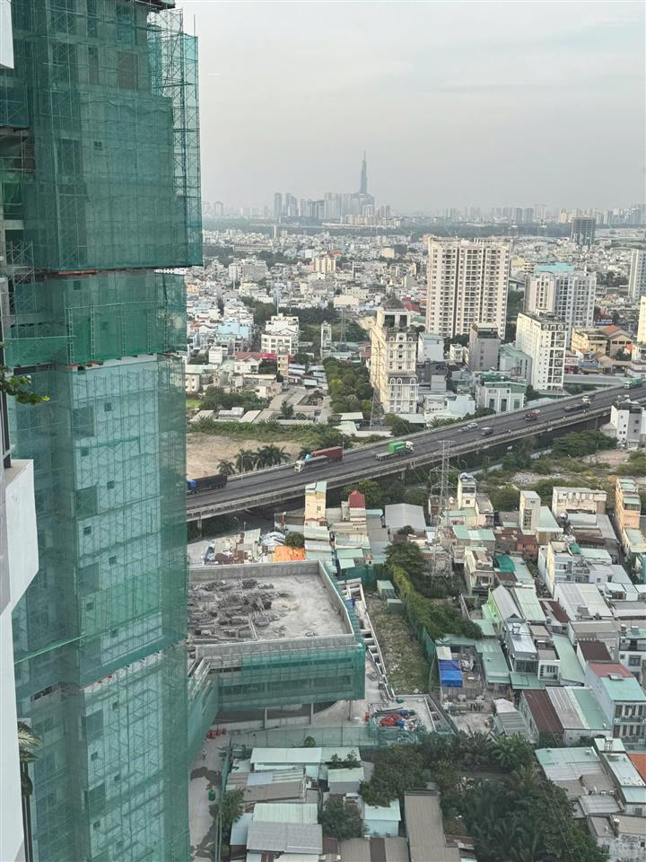 Chính chủ cần bán gấp căn hộ góc 2pn infiniti quận 7 chỉ 6,3 tỷ