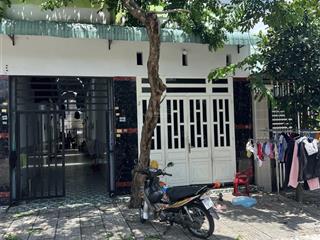 Ngộp bank . cần bán gấp 1 dãy trọ sát chợ mới mỹ phước 3 gồm 1kiot và 4p trọ