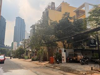 Đất gần 500m2 thổ cư góc 2mt ngay cạnh chung cư the vista  giá 134tr/m2