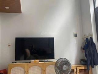 Bán nhà đường hoàng diệu cách đường chỉ vài bước chân, vào ở ngay.