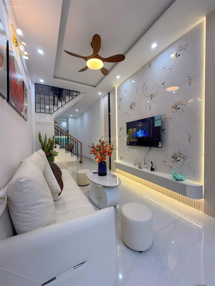 Bán nhà đường ông ích khiêm, công năng đầy đủ, vị trí đẹp giá rẻ