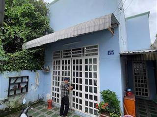 Bán nhà ngay chợ phú mỹ, thủ dầu một, bình dương. nhà cách chợ 200m nhà thiết kế sân 1 pk