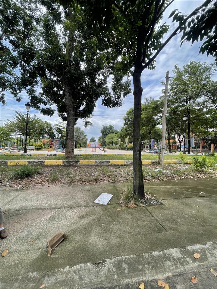 Bán đất phú tân ngay thành phố mới siêu thị aeon bình dương. vị trí đẹp đất đẹp, diện tích 10*30m